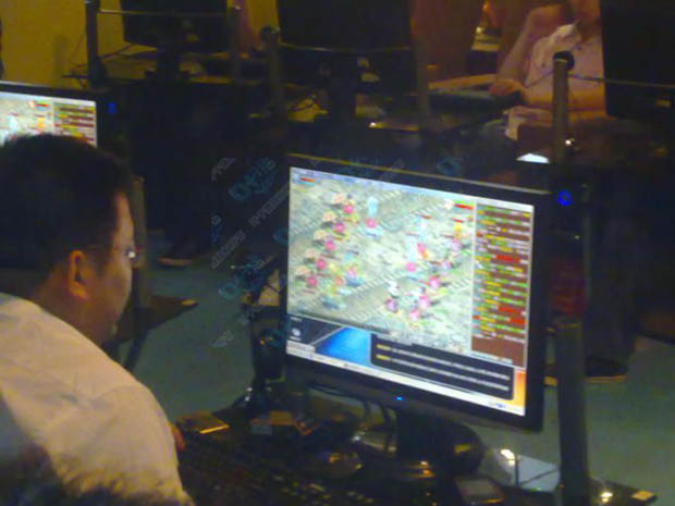 胖胖的大叔也来PK